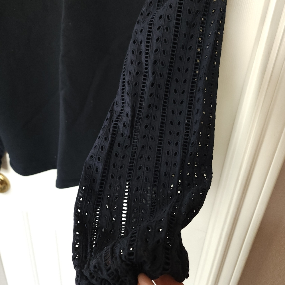 Banana Republic pullover - Picture 2 of 6
